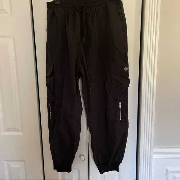 SHEIN Cargo Joggers - Picture 1 of 3
